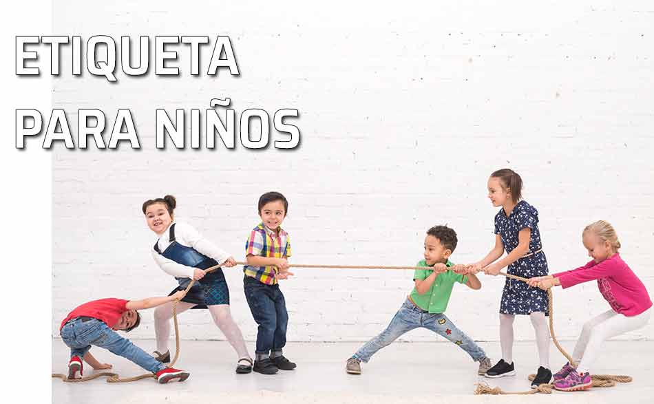 Niños con buenos modales