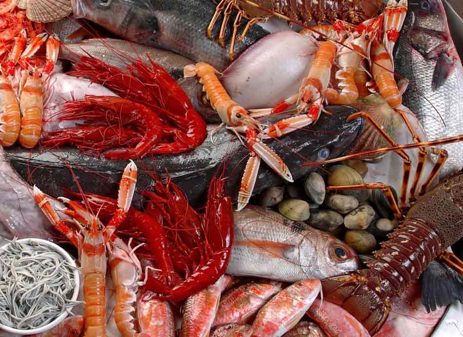 Cantidad de pescado y marisco por comensal. Pescados y mariscos