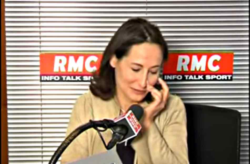 Tocarse la nariz. Gestos que revelan que nos mienten. Segolene Royal supuestamente miente en una entrevista