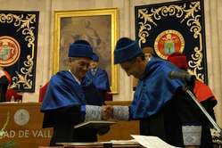 Honoris Causa de César Leopoldo Camacho