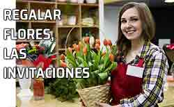 Florista con una bonita canasta de flores